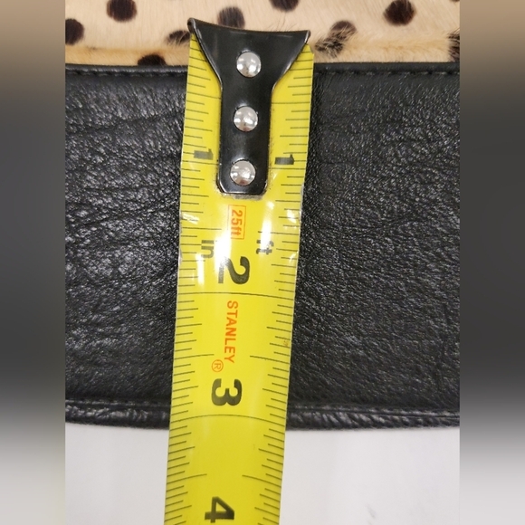 Marie Turnor Leather Crossbody Bag - Picture 13 of 16